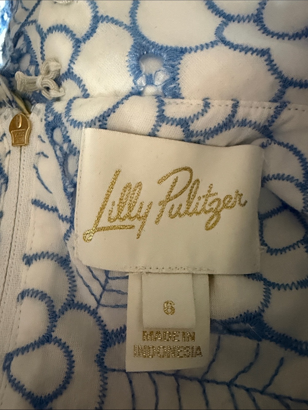 Lilly Pulitzer White Dress with Blue Floral Outline and Mock Neck - Picture 3 of 3